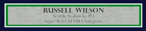 Снимка на Ръсел Уилсън в рамката на 8x10 с автограф Seattle Seahawks RW Holo С източване 202118 - Снимки NFL