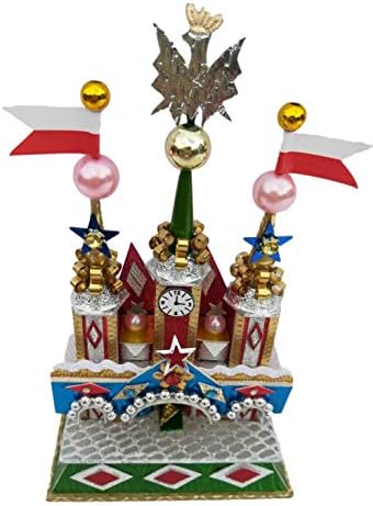 Краковское Коледа - шопка , Ясла със Светия Семейство в църквата с 5 кули.