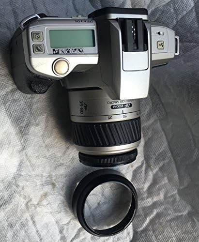 - Рефлексен фотоапарат Minolta Maxxum 3 Date с комплект увеличаване на обектива 35-80 II
