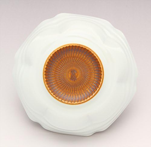 Прибори Kyō Керамика Kiyomizu, Малка купа за печене в пещ Shihine, Средна (идва в кутия за подарък), от бял порцелан Twist