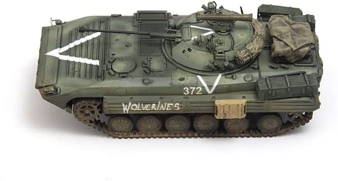 S-Образна руската BMP-2 Wolverine Специална Военна операция 1/72 Готов модел на танк